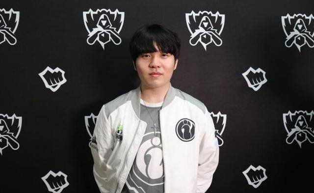 的高额转会 的高额转会